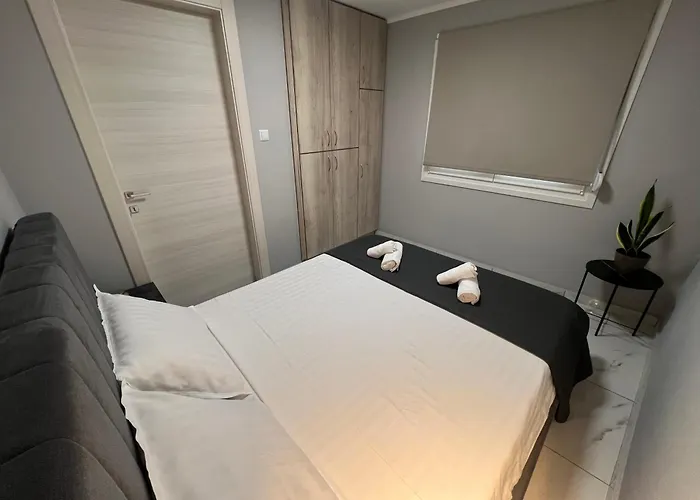 Urban Oasis كافالا
